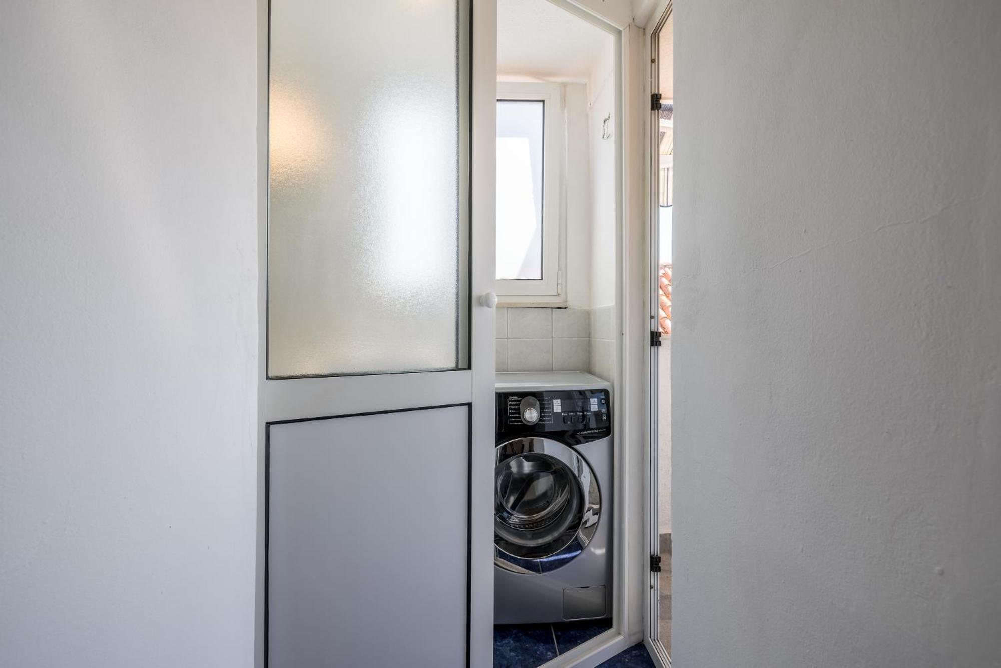 Split Central City Apartment 외부 사진