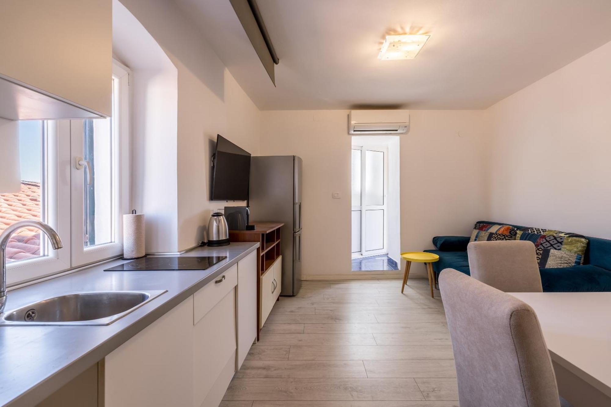 Split Central City Apartment 외부 사진